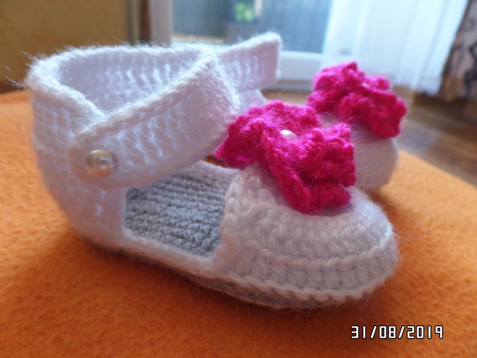 Buciki niemowlęce na szydełku/ chrzest/ dziewczynka NOWE