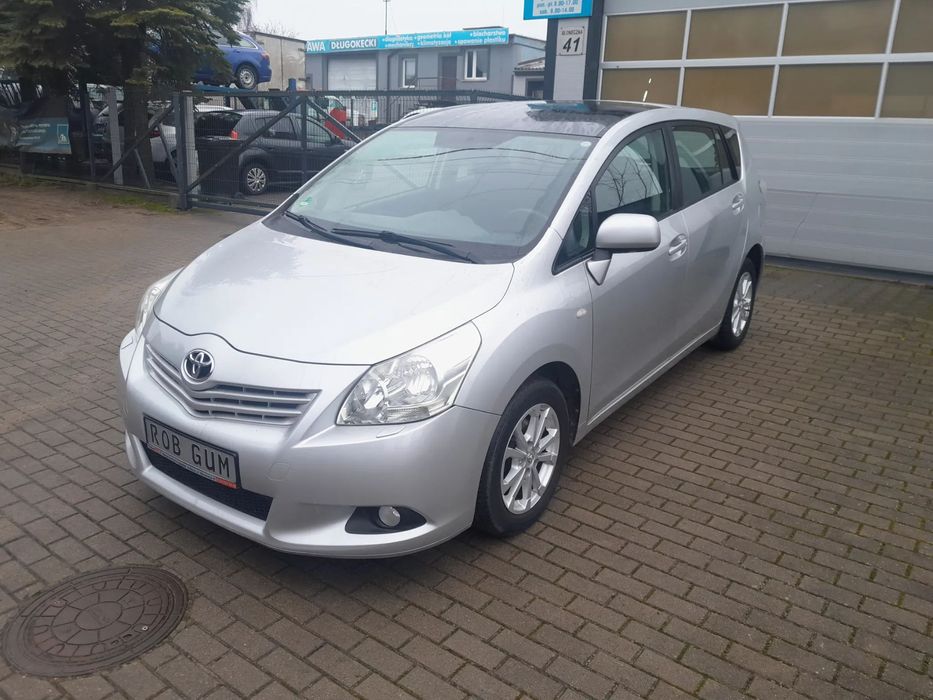 Toyota Verso 1.8 Benzyna_Panorama_7 osób_Klimatronik_Alu_Sprowadzony