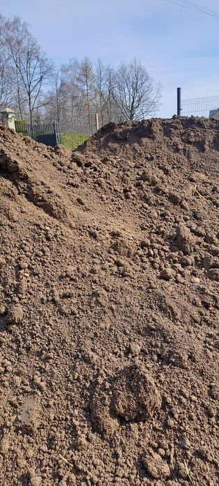 Oddam ziemię z wykopu na podniesienie terenu