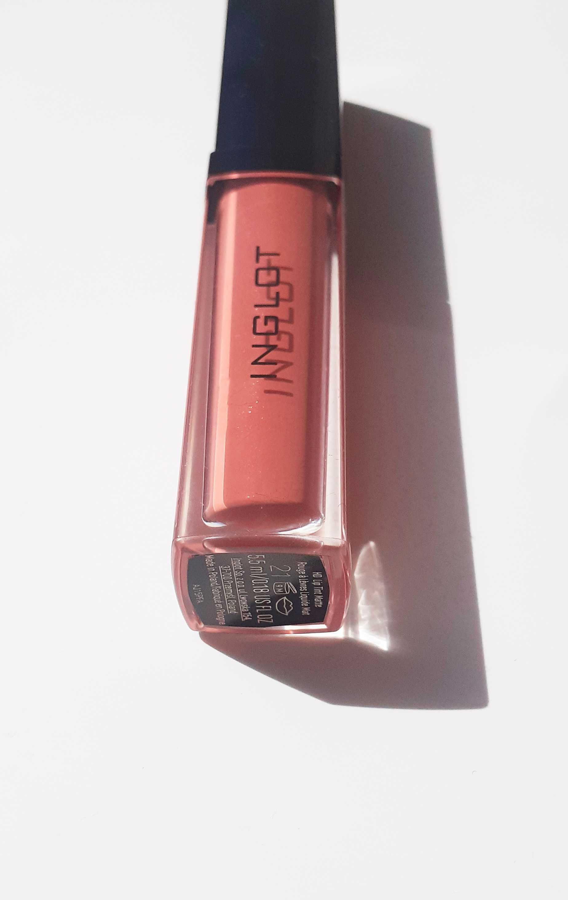 Inglot HD Matte 21 bardzo trwała pomadka w płynie