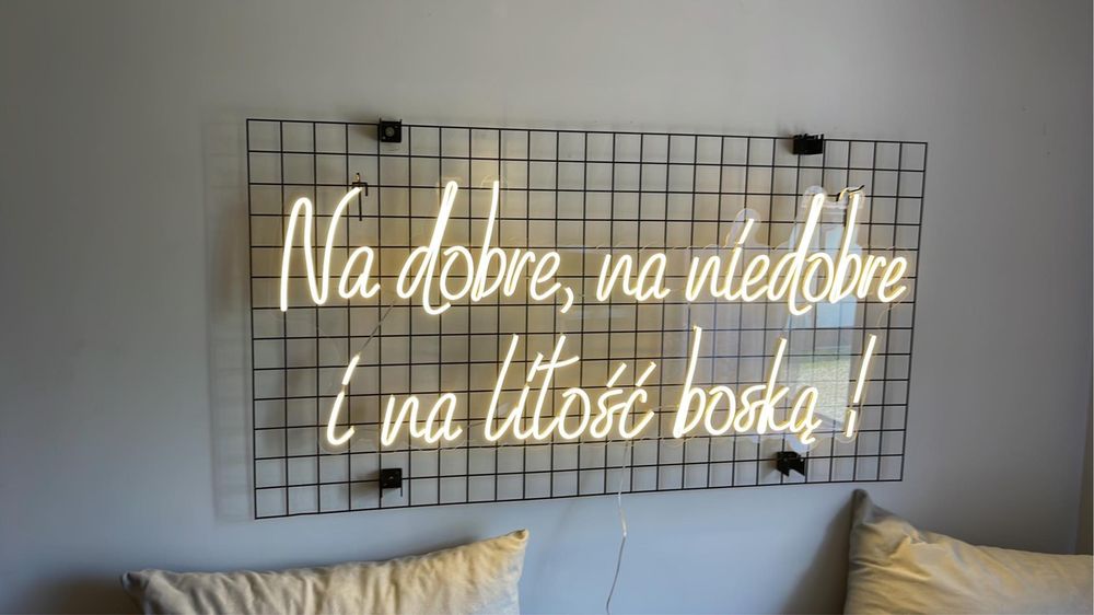 Napis LED - Na dobre, na niedobre i na litość boską neon na ścianke