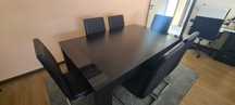 Conjunto mesa de jantar com seis cadeiras