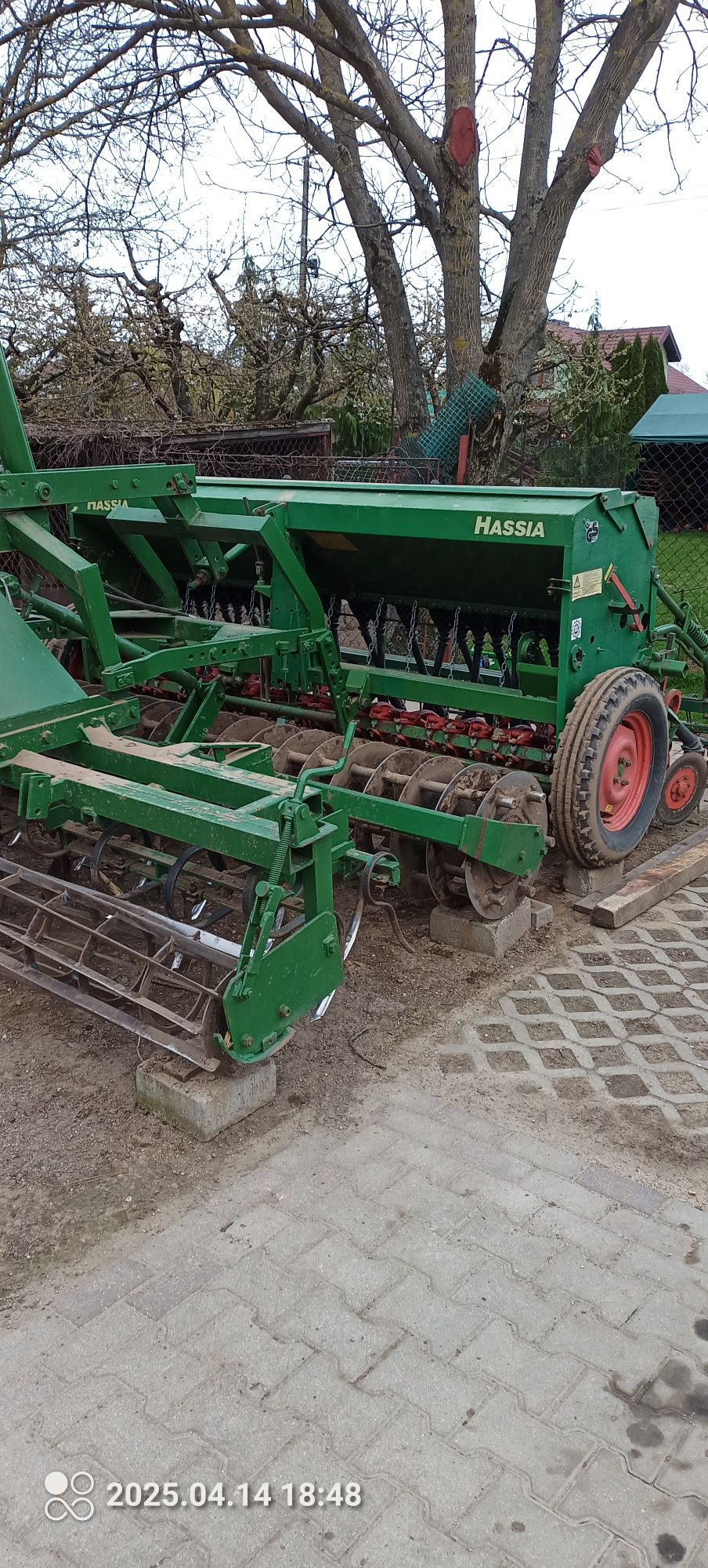 Agregat uprawowo-siewny, siewnik talerzowy Hassia, lemken, kongskilde