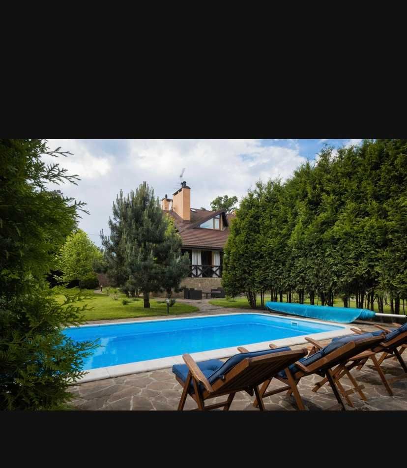 Шикарний маєток із басейном у Стоянці поряд з Києвом. Без Комісії
