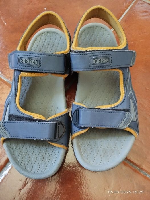 Sandálias rapaz 37