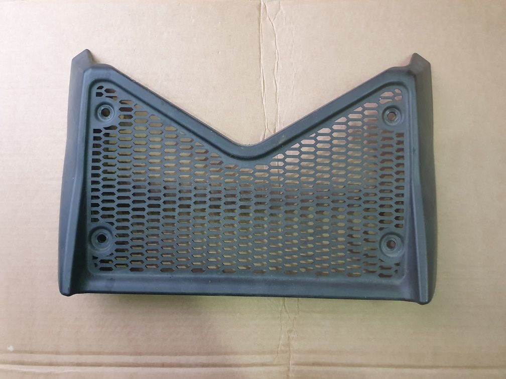 Grill, atrapa chłodnicy Dinli 300 DL-801 osłona przód, masai 270, 300