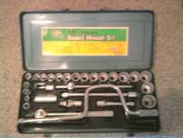 Conjunto de Auto-kler aço C.V. com 28 peças " NOVO "
