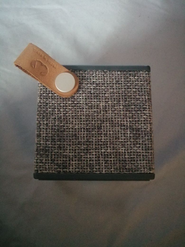 Głośnik rockbox cube