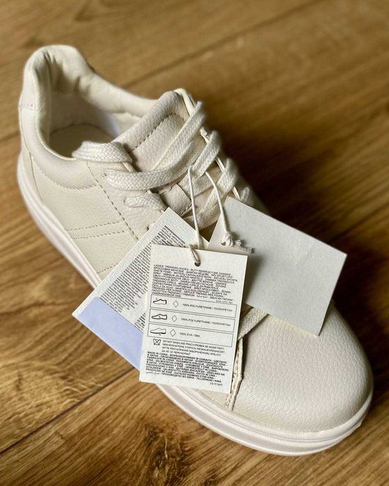 Кеди House молочного кольору 37р, нові (23.5см)