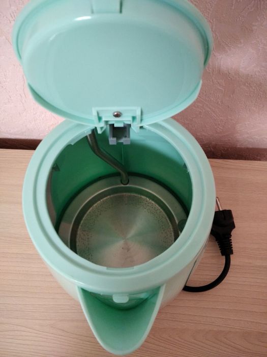 Чайник електричний Hilton HEK-171