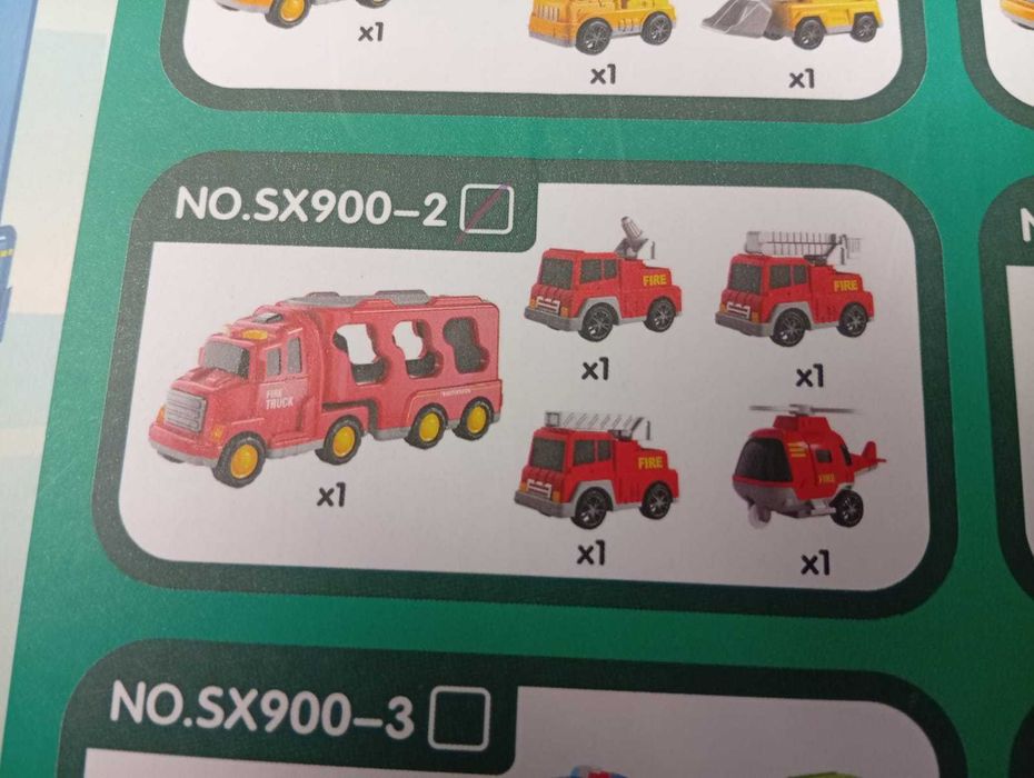 Brinquedo novo e embalado, camião dos bombeiros