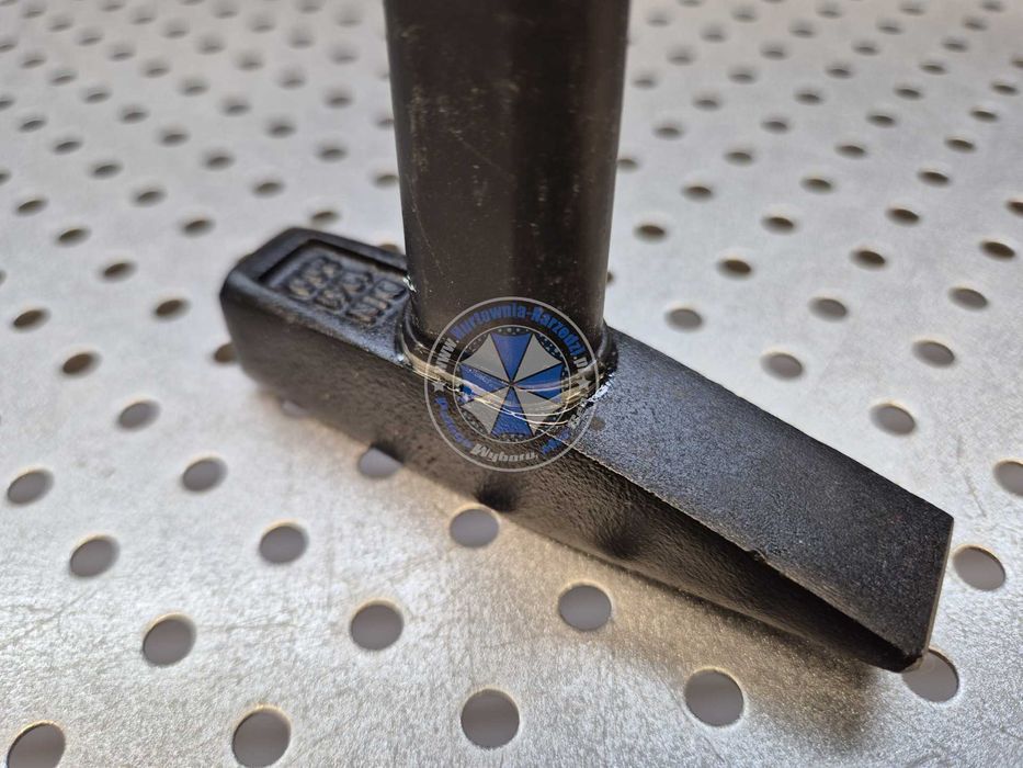 Młotek 0,2kg Młotek ślusarski FIBERGLASS 200g młotek 200g