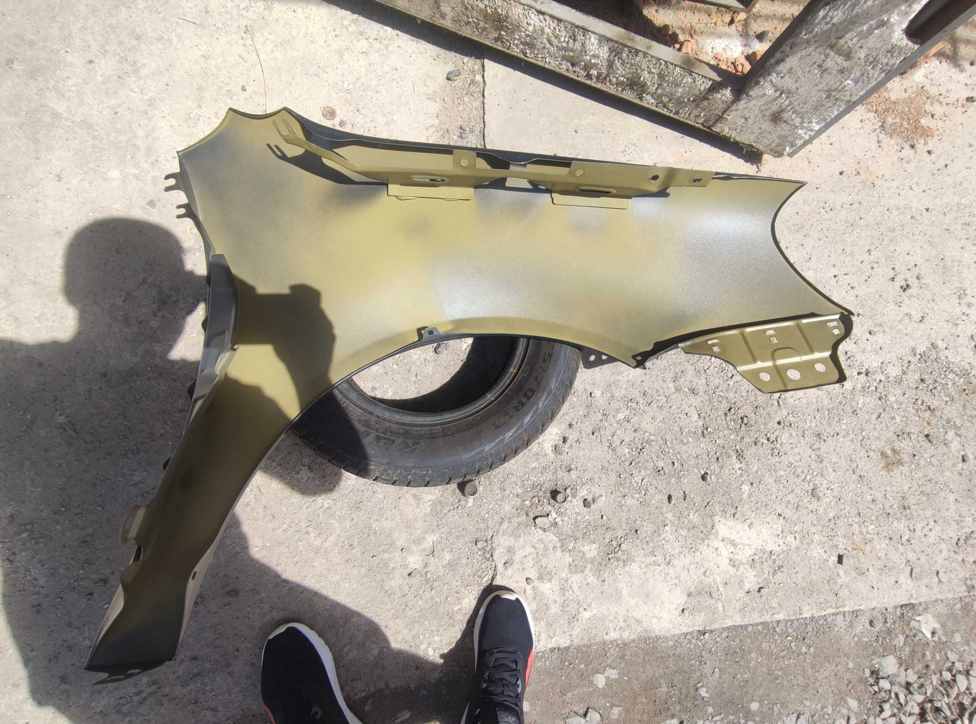 Крило гольф 5 хетчбек ліве