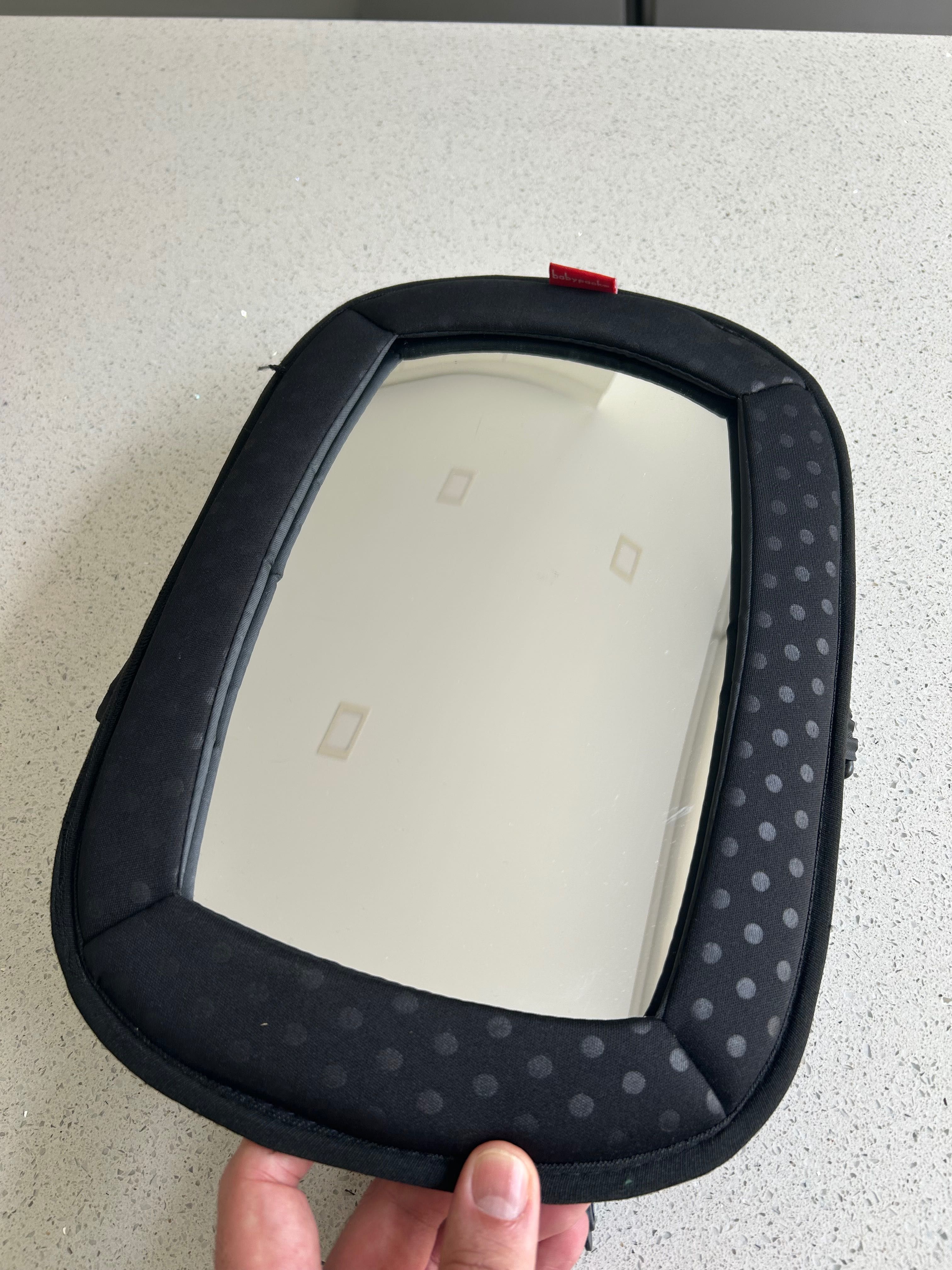 Espelho e suporte Tablet para automóvel