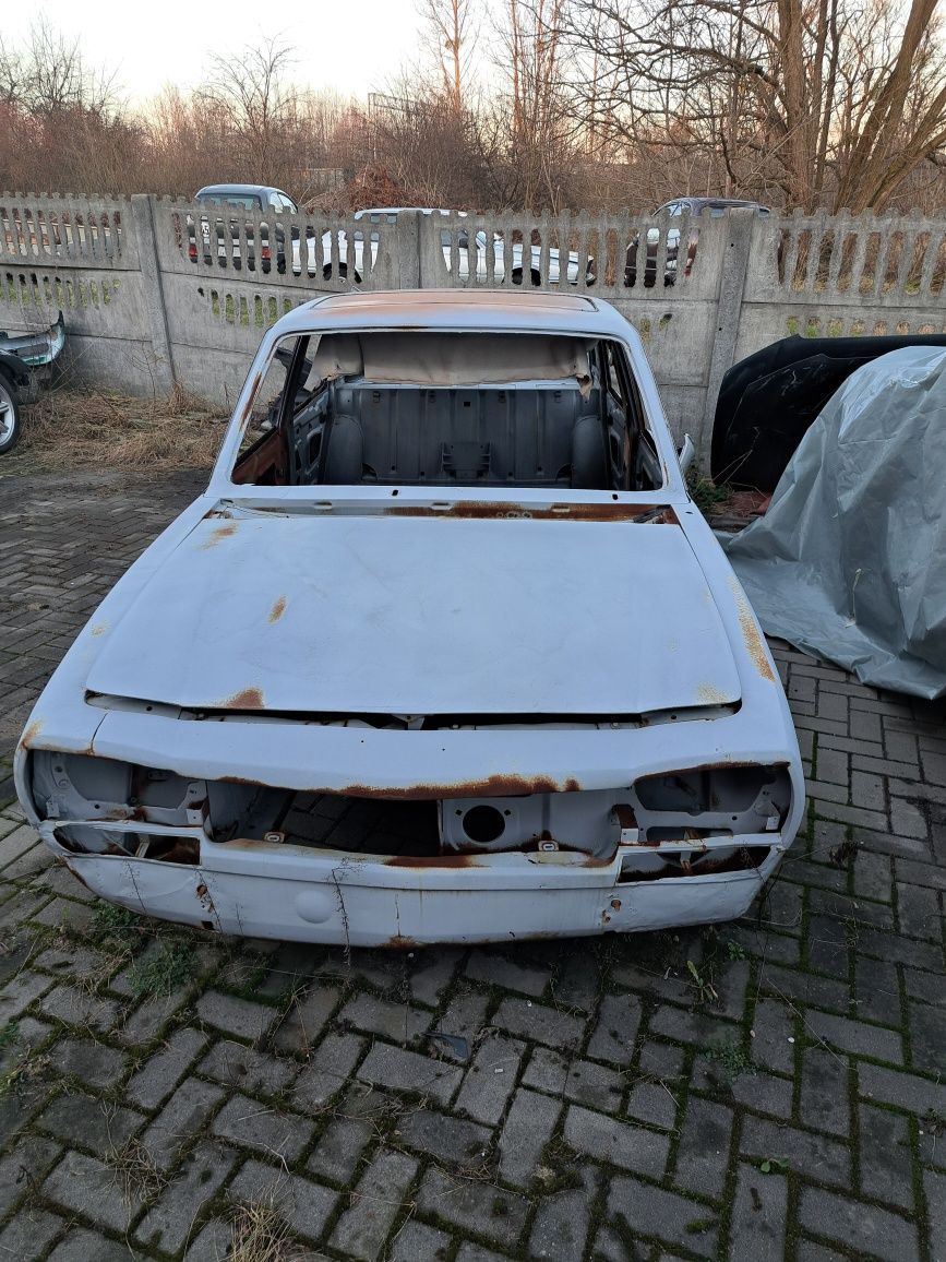 Peugeot 504 2,0 benzyna