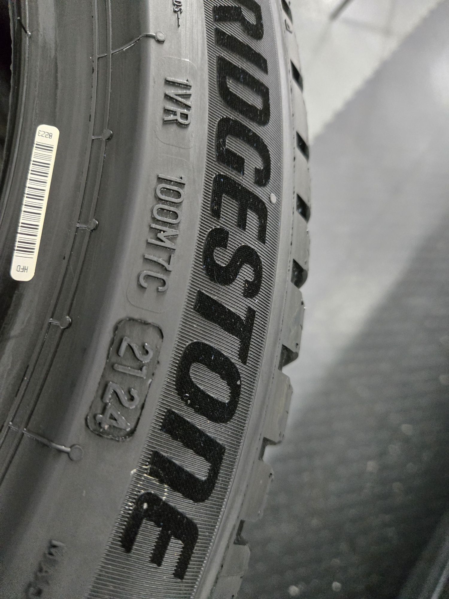 OKAZJA!NOWE24! 4X Bridgestone Turanza All Season 6 245/45 R18 

Czytaj