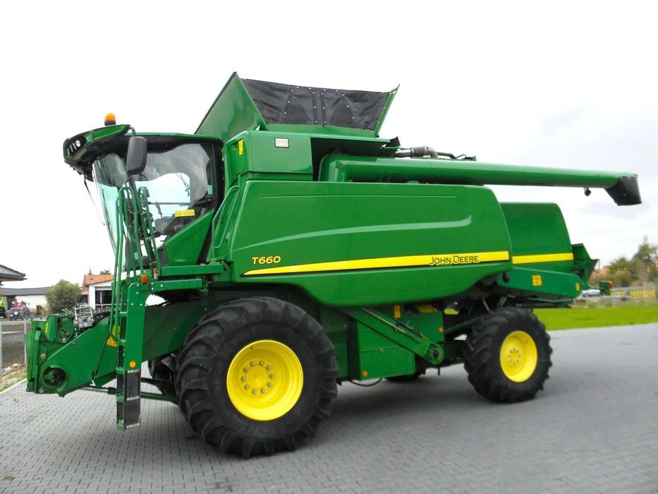 John Deere T660 2014 Rok, heder 7,6m, 2700 mtg na silniku, Najbogatsza Wersja, Nie Malowany, Stan Idealny