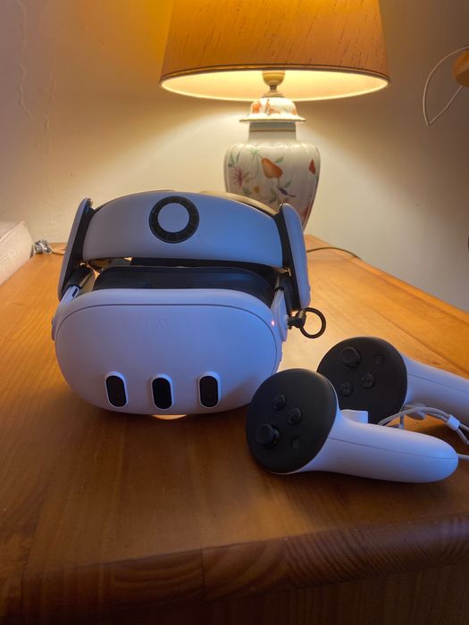 Meta Quest 3 512GB c/ acessórios Premium