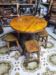 Mesa Barril de Madeira com Bancos