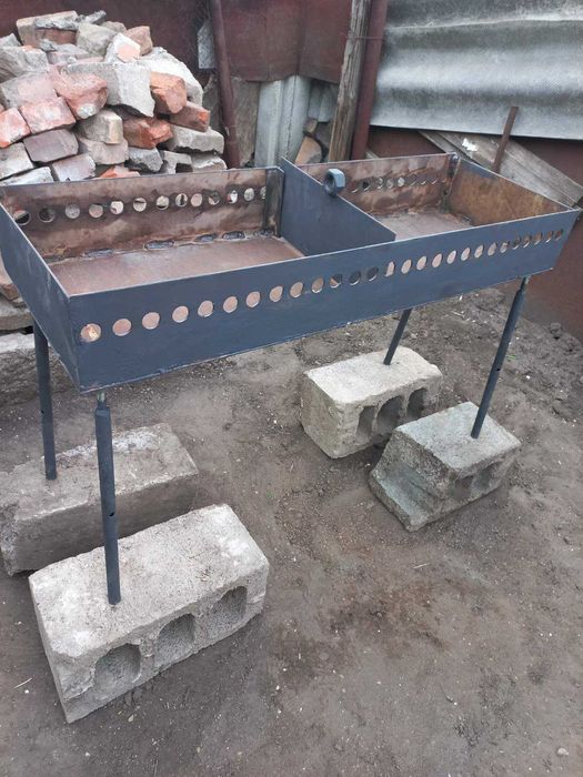 Мангал на ніжках