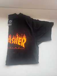Tshirt Preta Trasher Flame logo