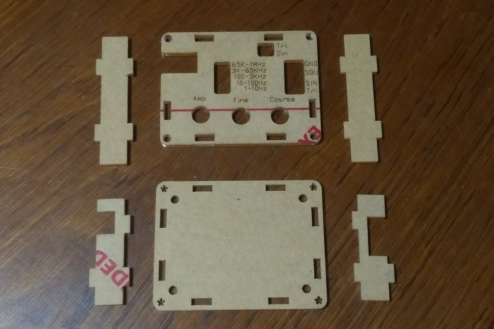 Obudowa generatora XR2206