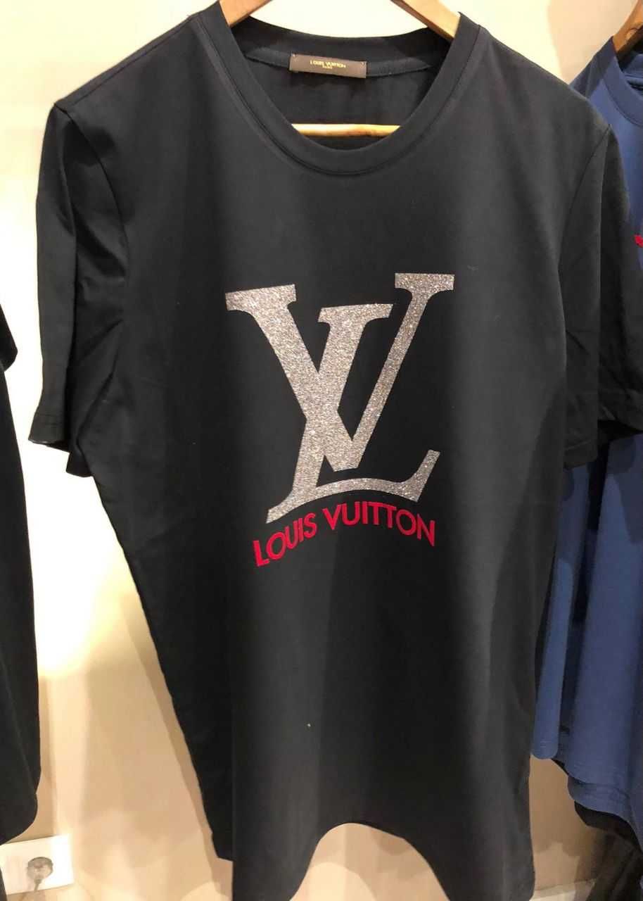 T-shirt Louis Vuitton nova c/etiquetas