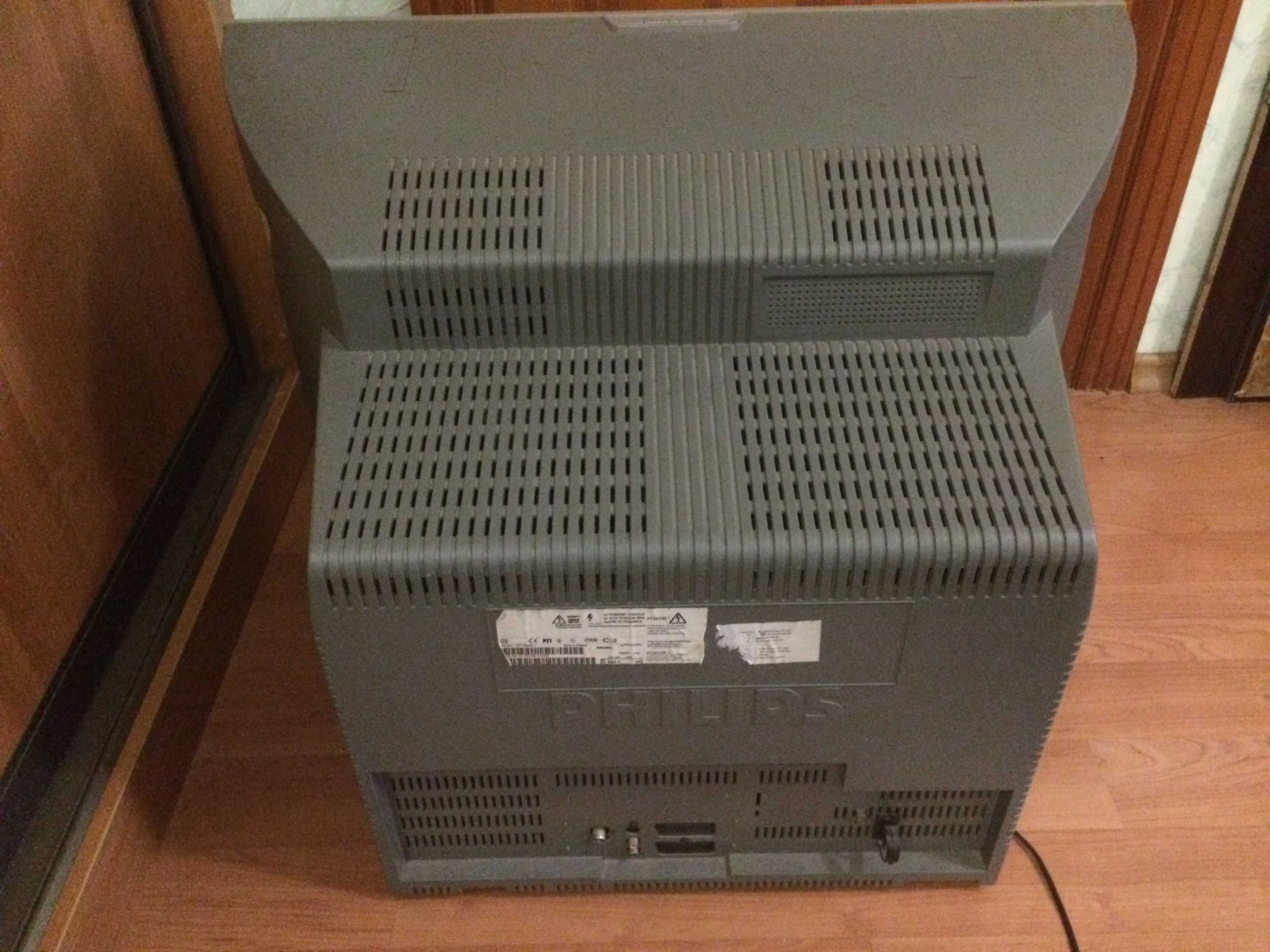 Телевизор Philips 29 дюймов, кинескопный
