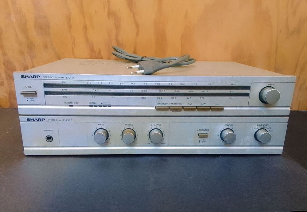 SHARP stereo tuner SA-11