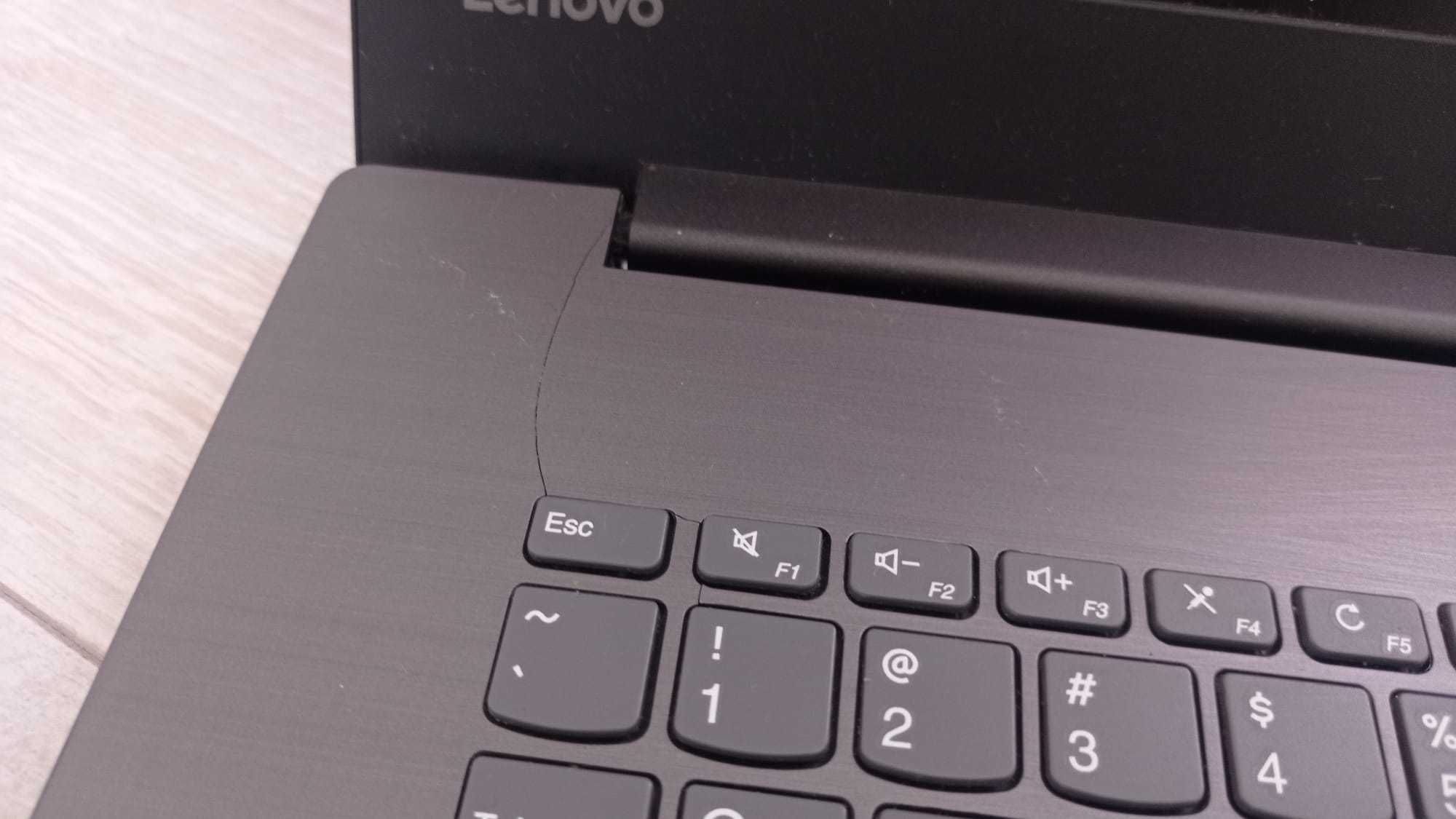 Laptop Lenovo Ideapad 320-17 i5-8250U/8GB/1000 MX150
