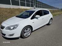 Opel Astra J 1.4 benzyna