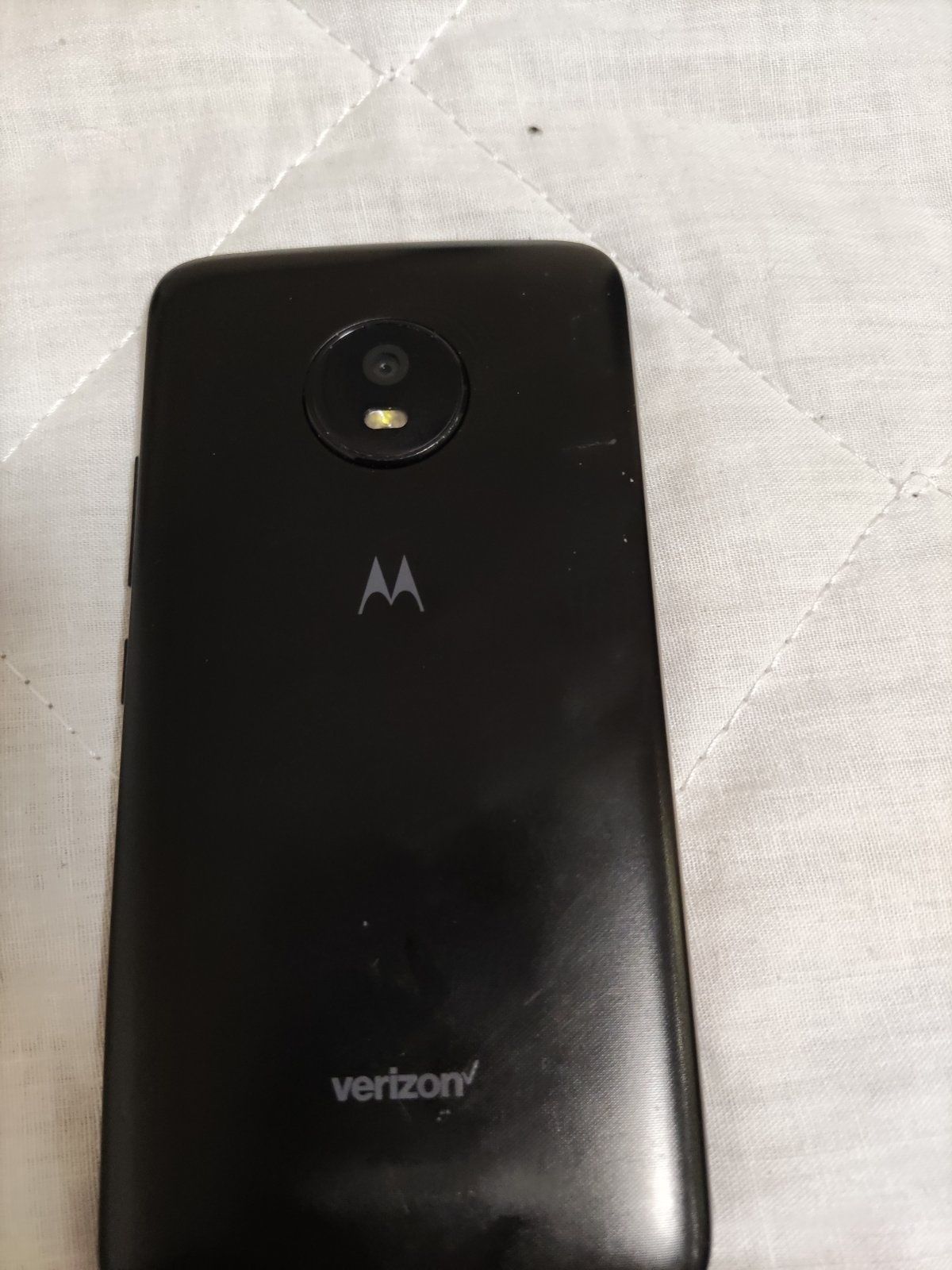 Motorola Moto E4 XT1767 на запчасти