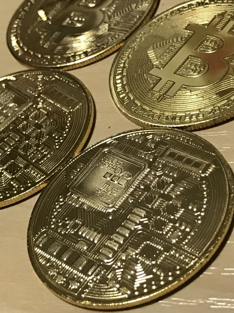 Монети BITCOIN монеты БИТКОИН новые (без пластиковых капсул)