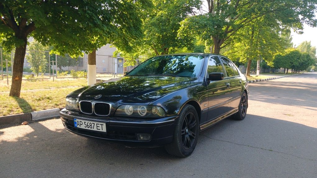 Продам власне авто BMW 5 E39
