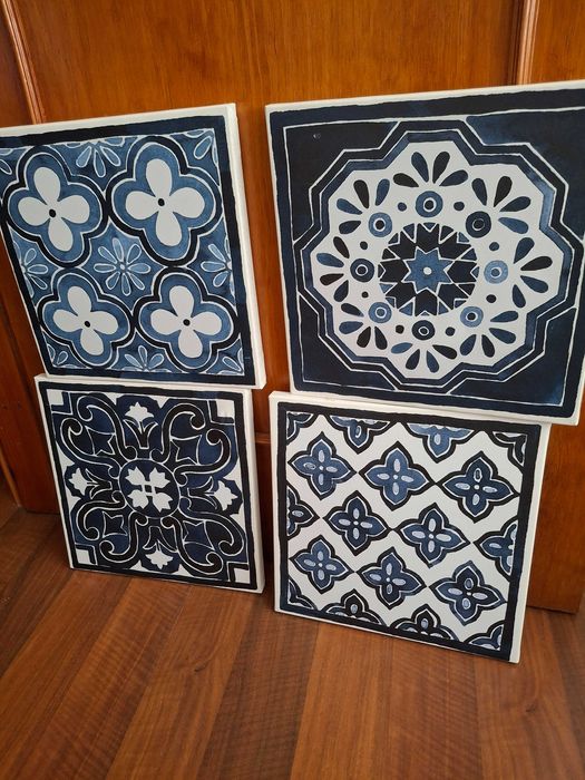 4 Telas a imitar os azulejos