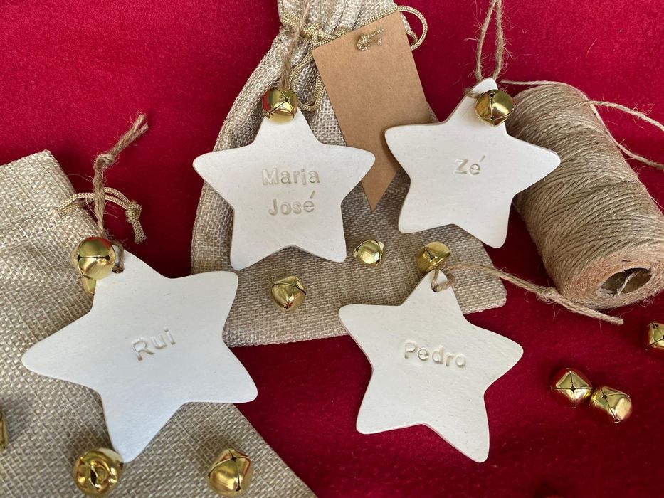 Estrelas em argila com nome personalizado