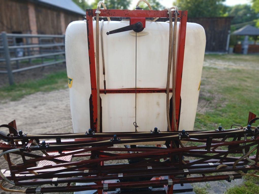Opryskiwacz 400l Moskit