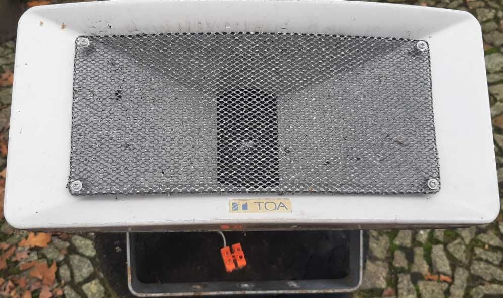 Głośniki zewnętrzne TOA Electronics używane, tanio sprzedam 8 sztuk