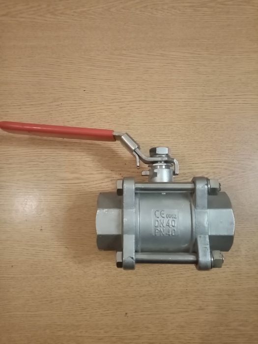 Zawór kulowy 1 i 1/2 cala