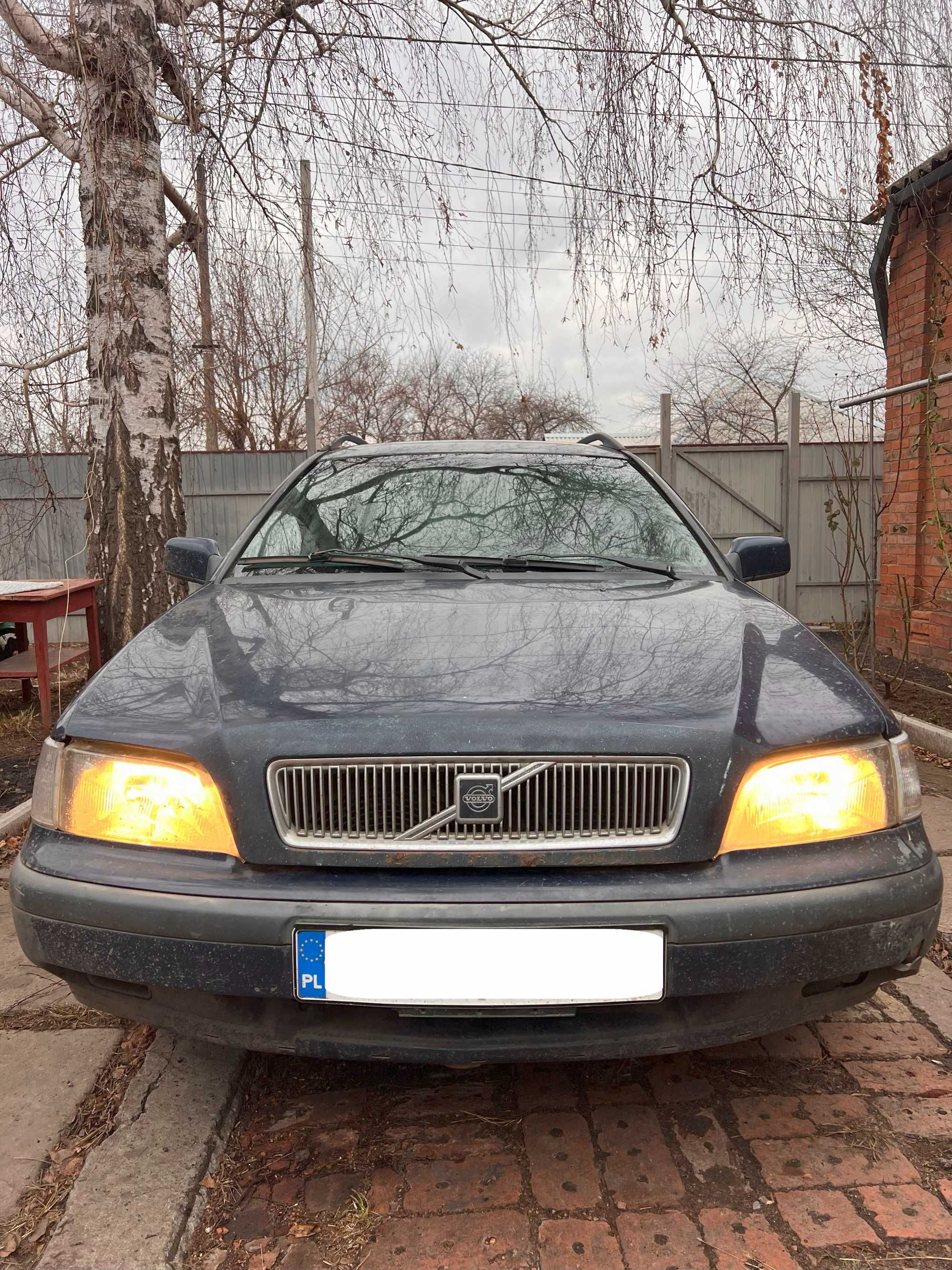Volvo v40 1.9 TDI універсал 2000р срочно!