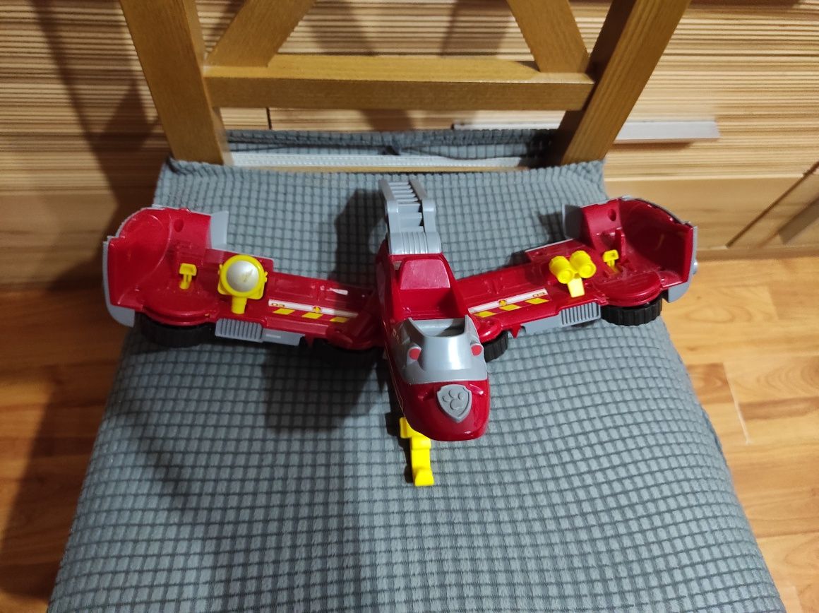 Wóz strażacki -Psi Patrol transformujący .