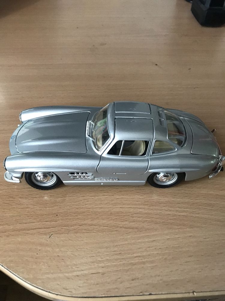 Mercedes-Benz 300 SL