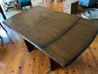 Mesa de jantar de madeira com tampo extensível deco