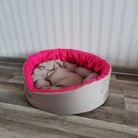 Розпродаж! Лежак для собак та котів. Бежевий з рожевим розмір 40х50 см
