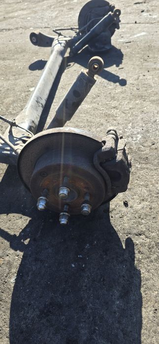 Belka tylna tył  Hyundai I i20 5D 2011r
