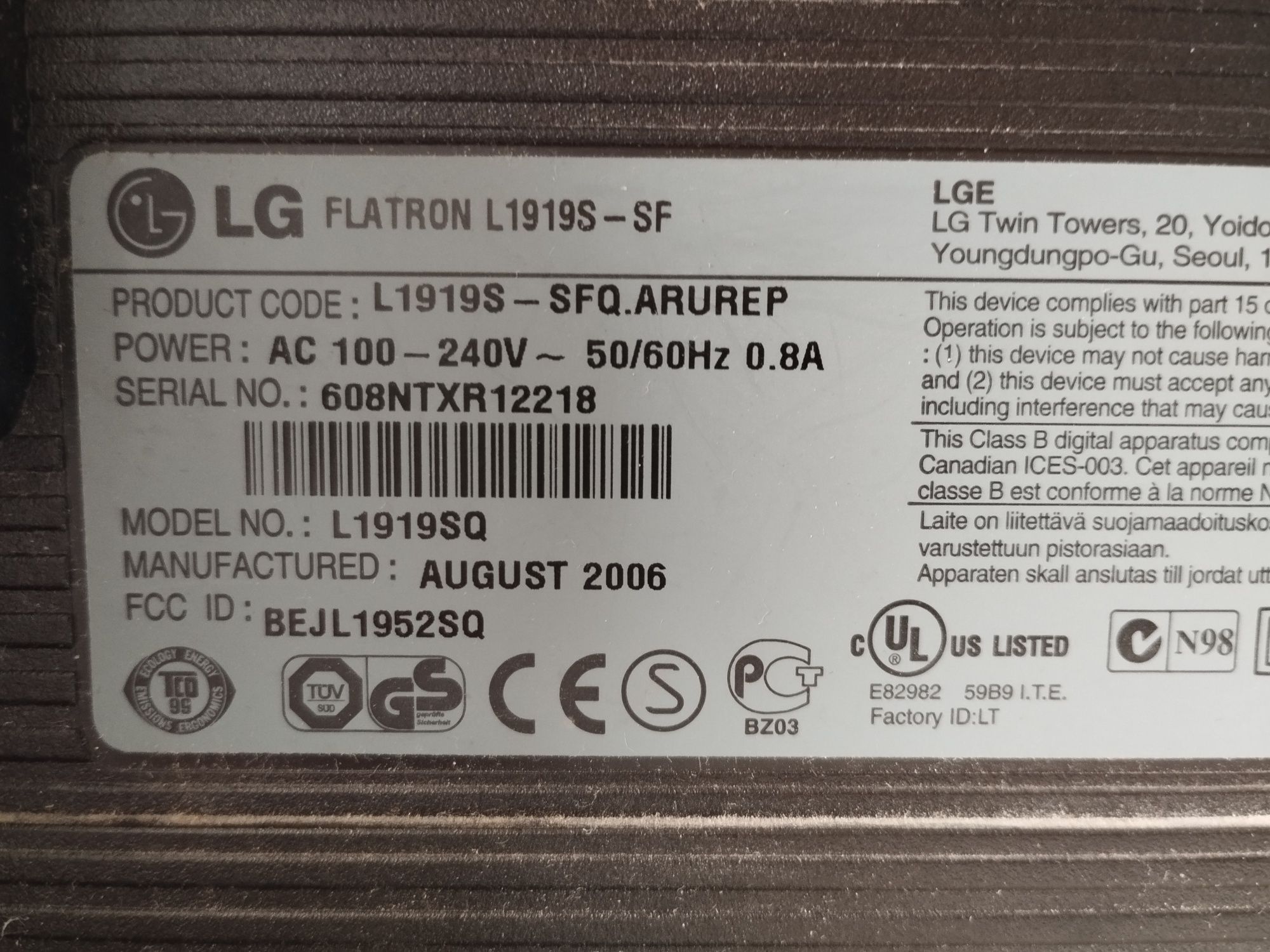 Монитор LG  L1919S