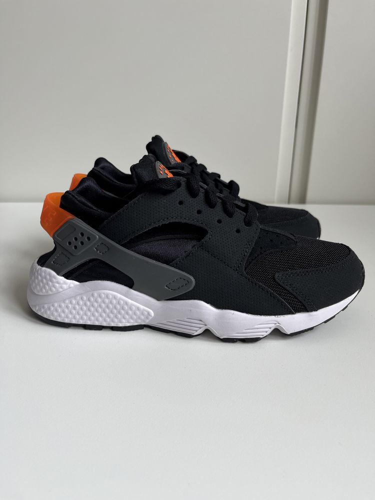 Sneakersy Nike Air Huarache buty sportowe męskie