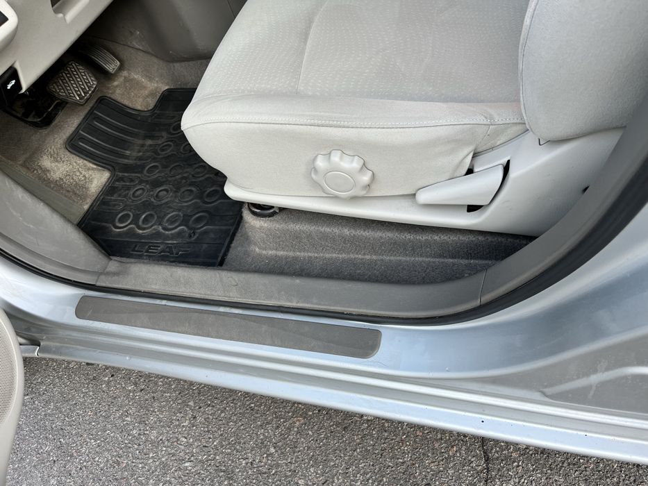 Nissan Leaf Ніссан ліф