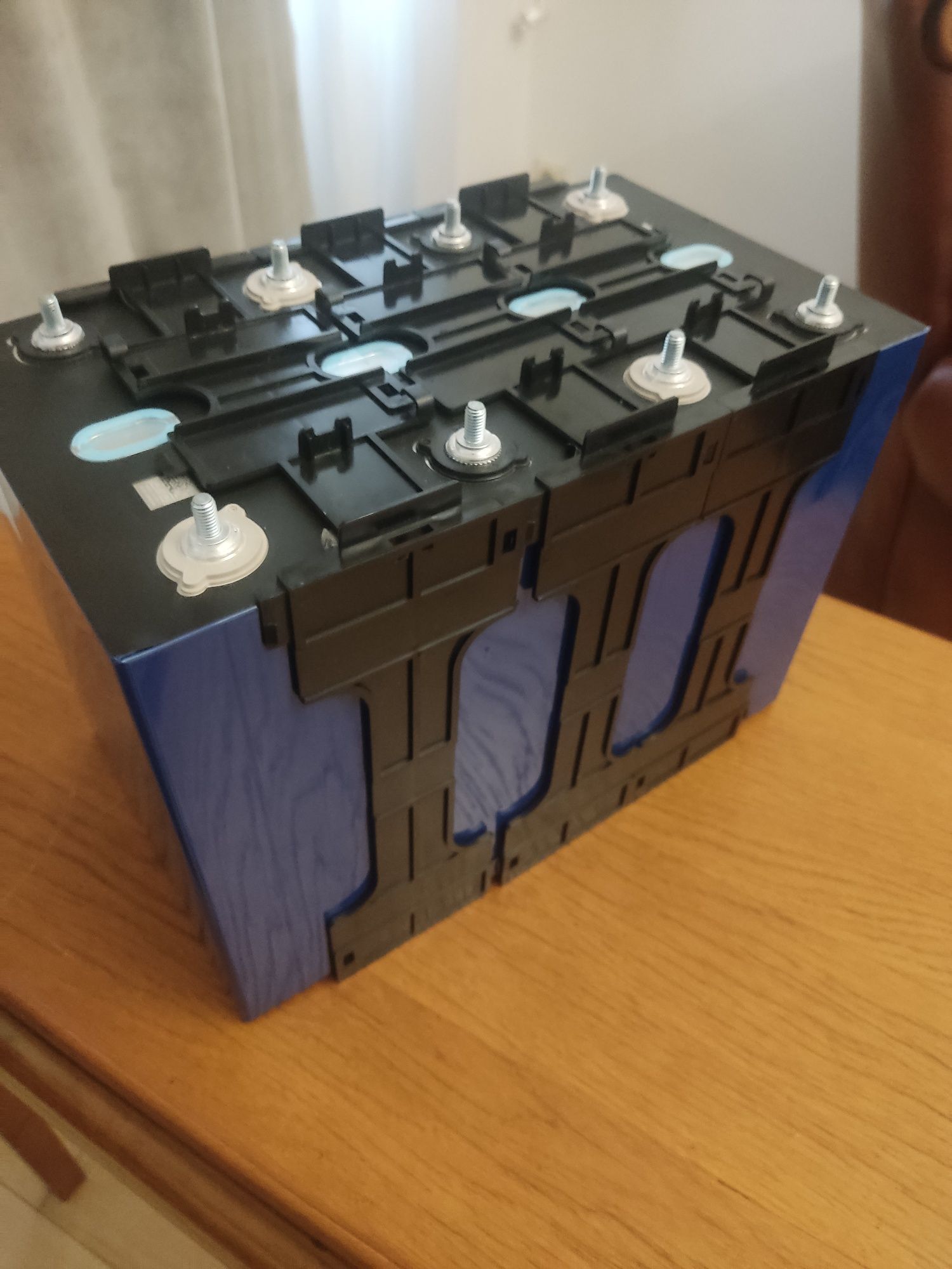 Акумуляторні комірки літій залізо фосфатні LiFePo4  280Ah 3.2V