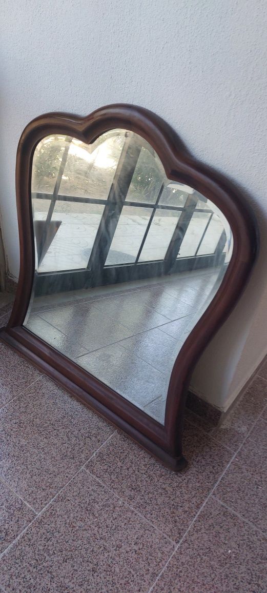 Vendo espelo mogno